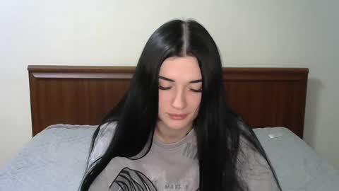 liana_diva online show from February 25, 2025, 7:58 pm