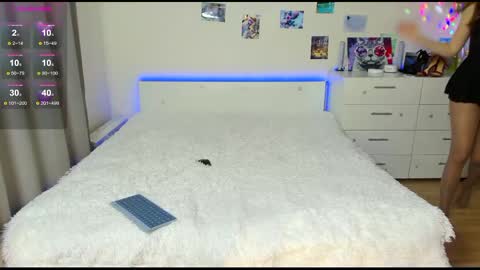 Kate online show from March 8, 2025, 4:17 pm