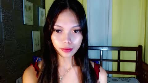 Snapshot of lianne_cum chatting on June 8, 2026, 10:43 pm Ms LIANNE online show from June 8, 2026, 10:43 pm