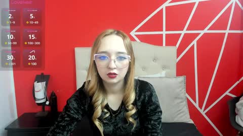 Lia Roberts online show from January 10, 2025, 12:04 pm