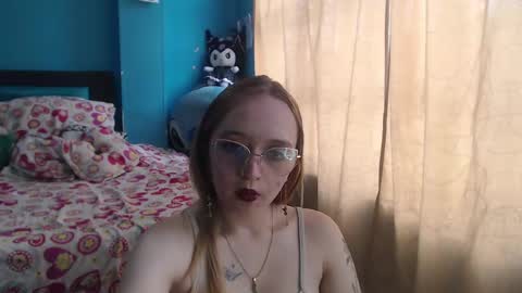Lia Roberts online show from February 24, 2025, 3:09 pm