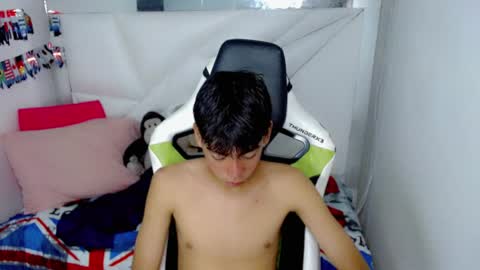 Snapshot of liarr_ chatting on April 30, 2026, 3:13 am LIAR online show from April 30, 2026, 3:13 am