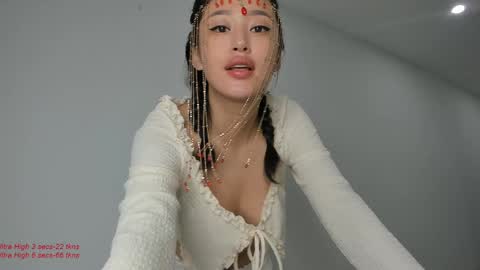 Lia online show from December 27, 2024, 4:47 am