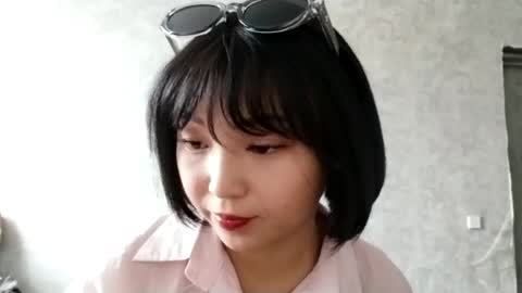 Snapshot of libbiepostlethwaite chatting on May 27, 2026, 1:08 pm Molly online show from May 27, 2026, 1:08 pm