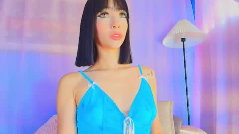 Valentina Hall online show from March 20, 2026, 11:37 am