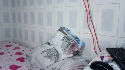 Snapshot of liceth69 chatting on February 24, 2026, 12:25 pm liceth69 online show from February 24, 2026, 12:25 pm