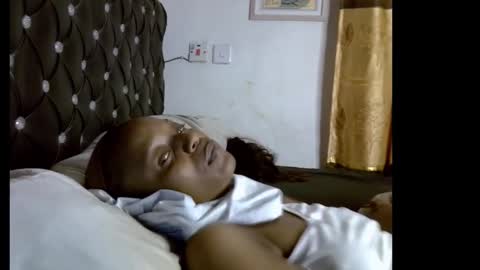 lickmefuckmex online show from March 11, 2026, 7:31 pm