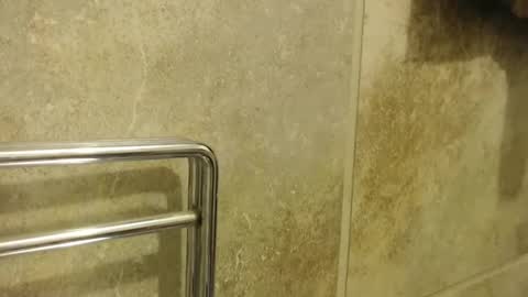 lickurlipz1 online show from February 19, 2025, 6:33 am