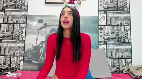 light_haze online show from December 5, 2025, 3:41 pm