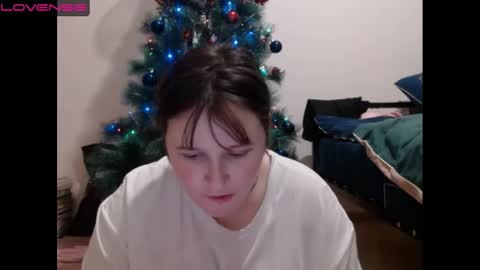 light_lunaa online show from January 2, 2025, 4:02 pm