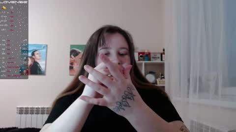 light_lunaa online show from February 8, 2025, 11:55 am