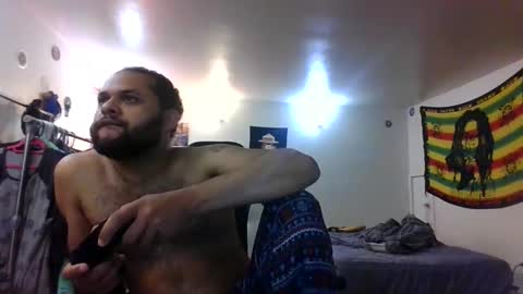 lightskinned666 online show from October 13, 2025, 4:07 pm