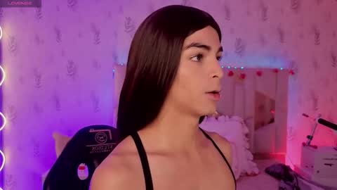 LIHIAN online show from March 8, 2026, 12:31 pm