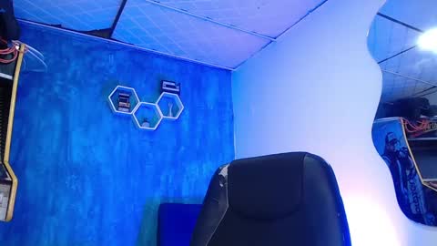 Daniel online show from January 5, 2025, 4:27 pm