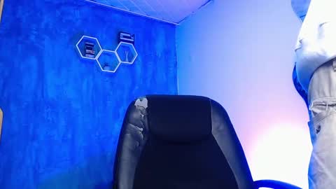 Daniel online show from February 16, 2025, 12:54 pm