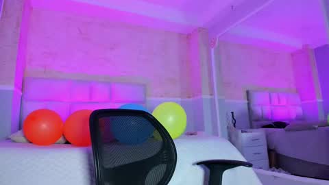 L I I A M online show from March 2, 2025, 2:10 pm