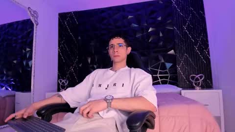 L I I A M online show from March 7, 2026, 8:17 pm