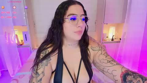         online show from February 10, 2025, 2:48 pm