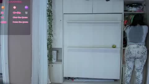 Snapshot of liiavega chatting on May 14, 2026, 11:39 am online show from May 14, 2026, 11:39 am