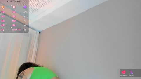 Snapshot of liiavega chatting on May 18, 2026, 11:49 am online show from May 18, 2026, 11:49 am
