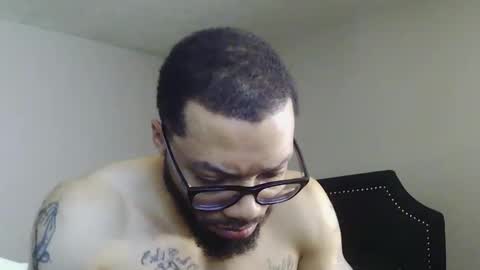 liightsinlover online show from April 13, 2026, 2:11 pm