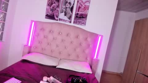 Valery  online show from February 4, 2026, 11:27 am