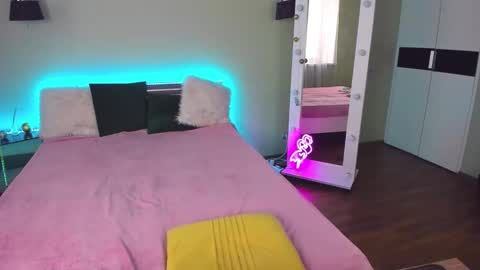 Lika online show from February 2, 2025, 11:19 am