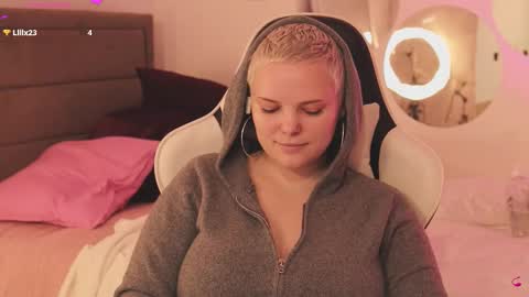 likaaberry online show from January 17, 2026, 12:32 pm