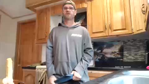 St pierre online show from October 19, 2025, 3:23 pm