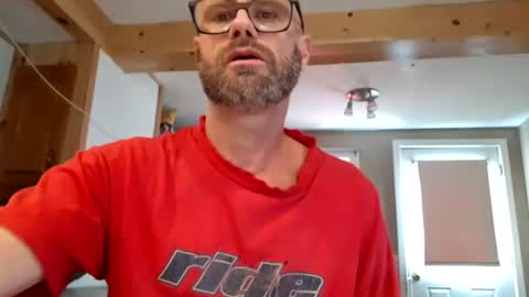 Snapshot of likedoingit69 chatting on July 26, 2026, 1:40 pm St pierre online show from July 26, 2026, 1:40 pm