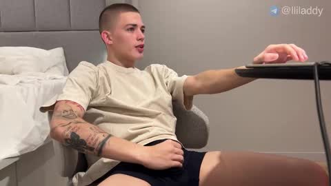 Addy online show from September 27, 2025, 8:25 pm