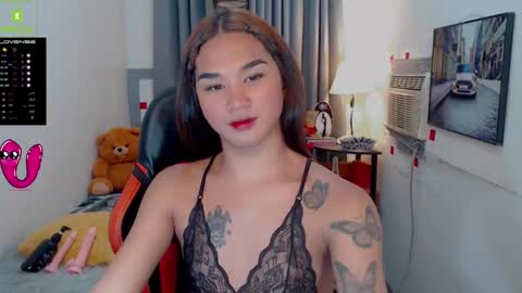 LILY online show from January 9, 2025, 1:56 pm