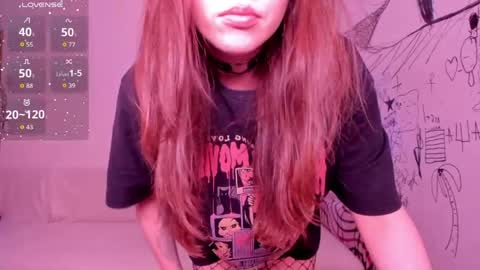 Alisa online show from April 21, 2026, 4:56 pm