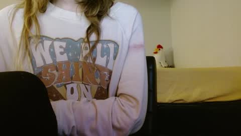 lil gemmie online show from December 22, 2024, 9:53 pm