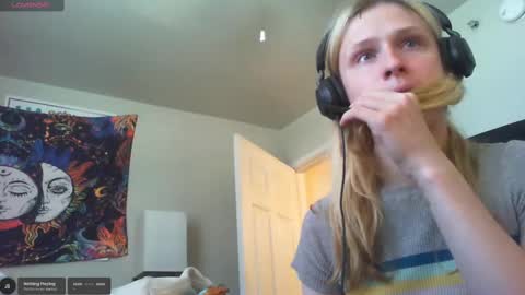 lil gemmie online show from September 16, 2025, 5:58 pm