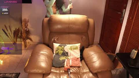 Miss K online show from April 20, 2026, 2:25 am