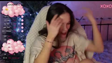 little moon online show from December 22, 2024, 8:58 pm