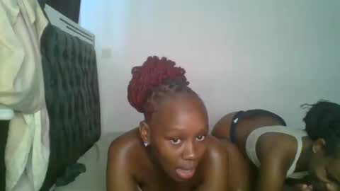 lil_meg online show from March 4, 2026, 6:41 am