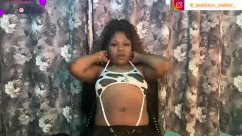 Snapshot of lil_momma422 chatting on August 9, 2026, 6:24 pm MOMMA LUV online show from August 9, 2026, 6:24 pm