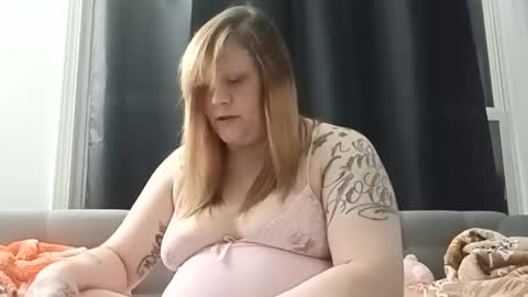 lil_nelli8 online show from January 12, 2026, 8:41 am