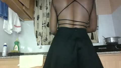 Snapshot of lil_paula chatting on July 1, 2026, 10:50 am serenity online show from July 1, 2026, 10:50 am