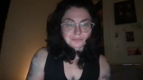 lil_syl online show from March 17, 2026, 1:54 am
