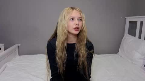 Emma online show from November 11, 2025, 9:42 am