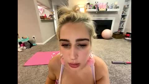 Pink mink online show from February 14, 2026, 3:36 am