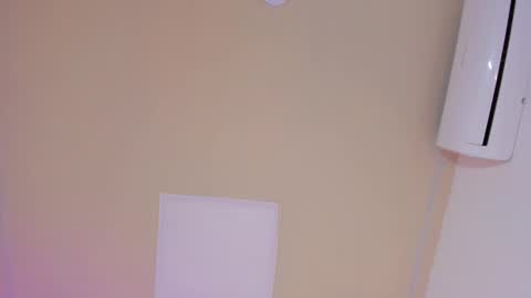 L I L A   online show from February 27, 2025, 11:48 pm