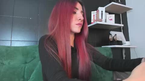 Lila online show from September 27, 2025, 5:23 am