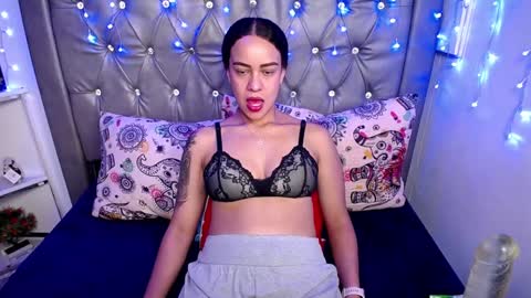   online show from February 5, 2025, 8:25 pm