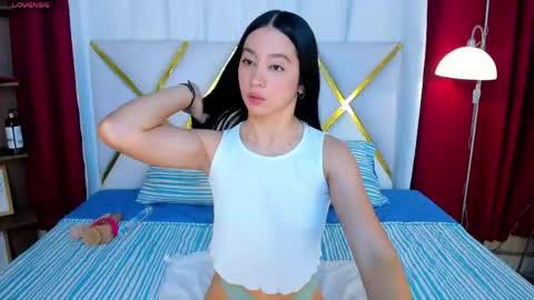 Snapshot of lila_pinky_ chatting on April 17, 2026, 12:30 pm lila_pinky_ online show from April 17, 2026, 12:30 pm