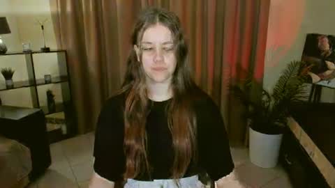 Snapshot of lilasparkling chatting on June 24, 2026, 9:30 am LilaSparkling online show from June 24, 2026, 9:30 am