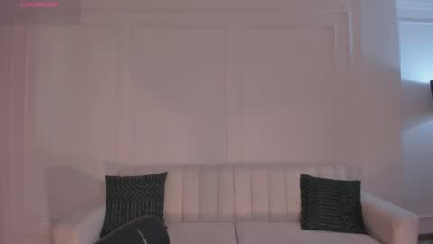 Lila West online show from October 24, 2025, 11:17 am